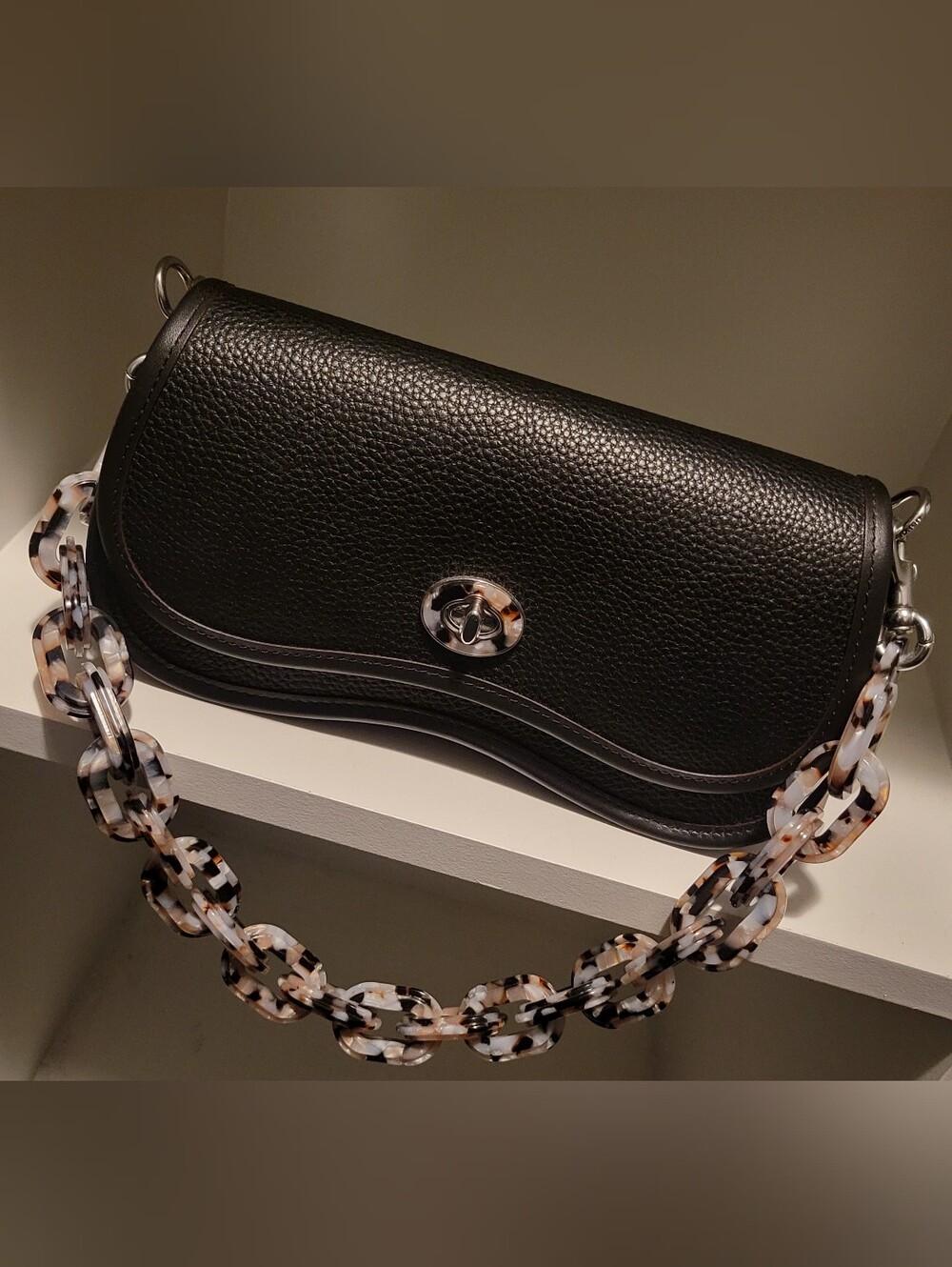 Coachtopia Wavy Dinky Black Leather Resin Chain Bag